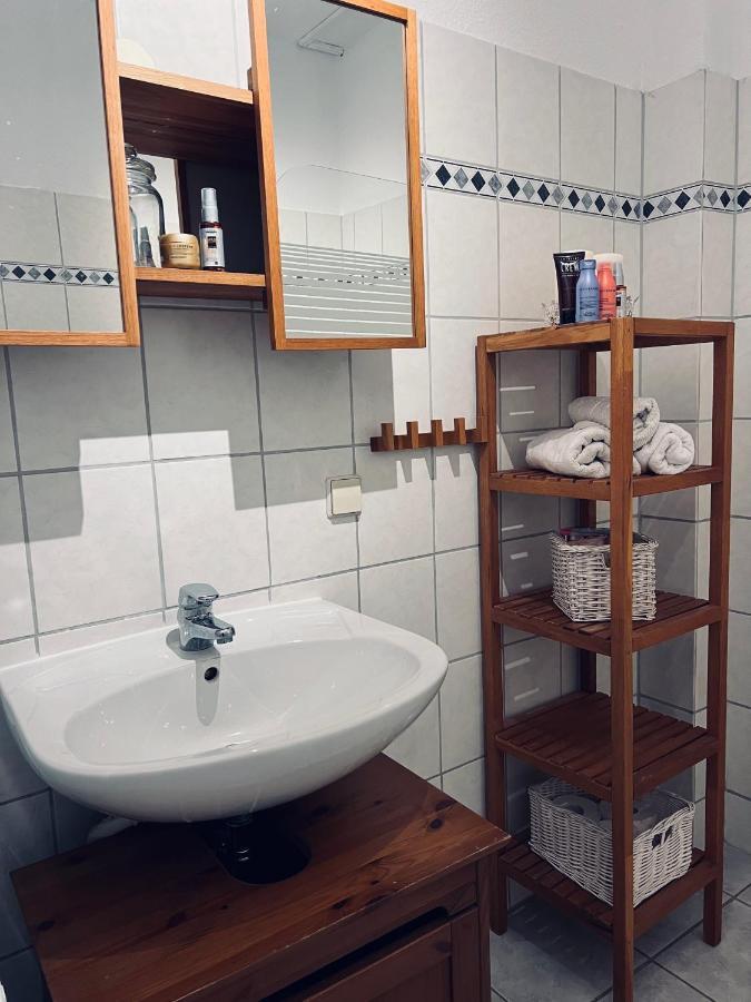 Charmante Ferienwohnung In Dresden Striesen - Frau Pie Appartement Bagian luar foto
