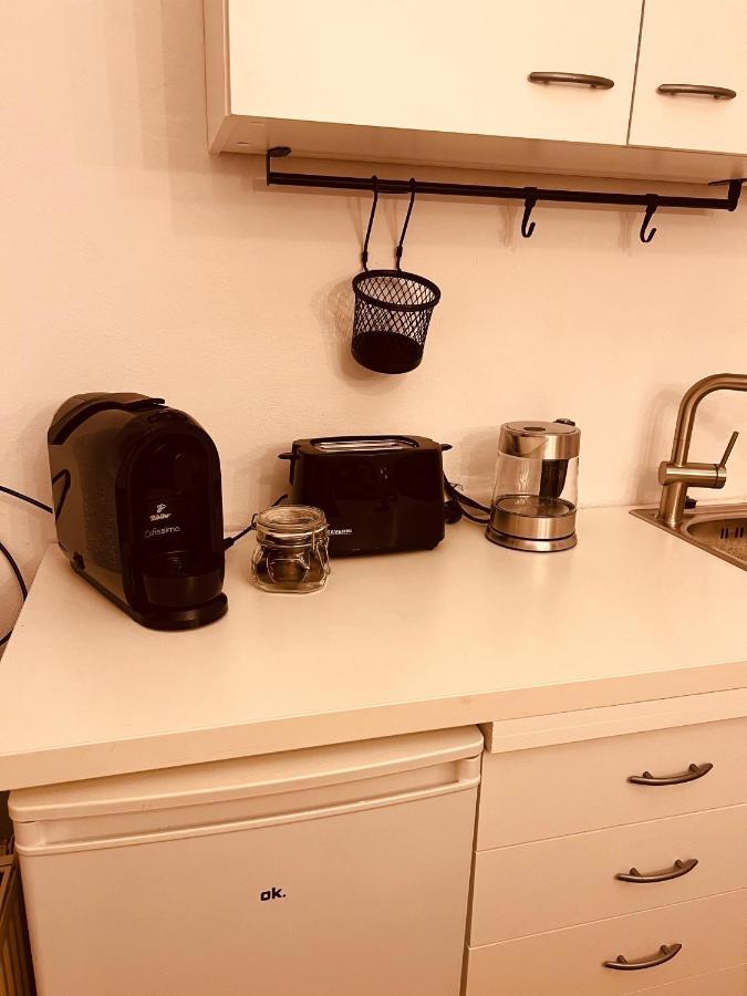 Charmante Ferienwohnung In Dresden Striesen - Frau Pie Appartement Bagian luar foto