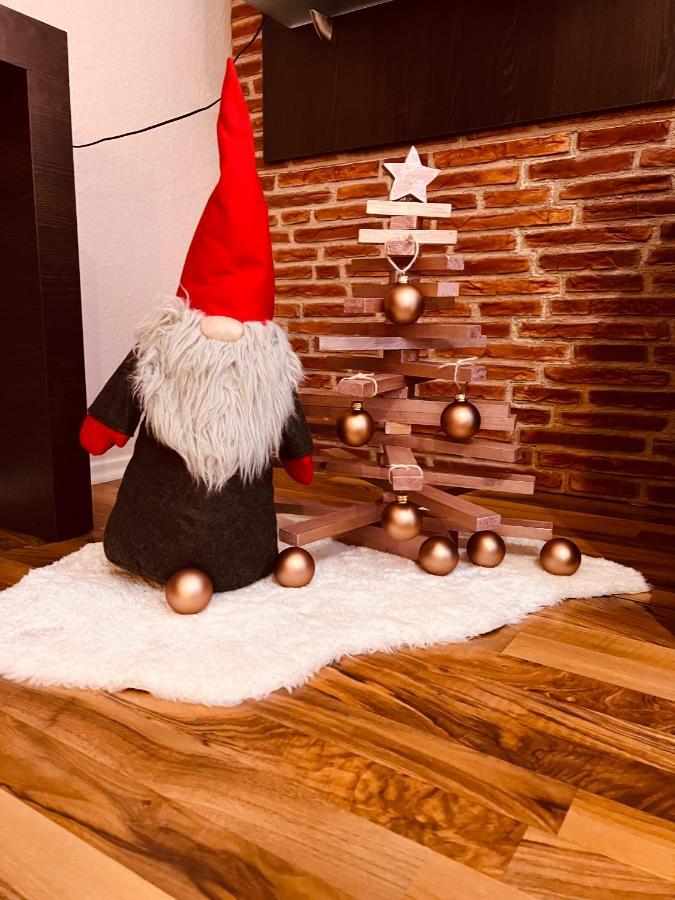 Charmante Ferienwohnung In Dresden Striesen - Frau Pie Appartement Bagian luar foto